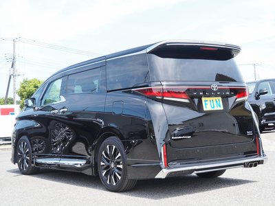 صورة 6 لـ 2023 Toyota VELLFIRE