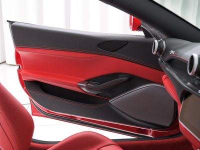 صورة مصغرة 29 لـ 2022 Ferrari PORTOFINO M