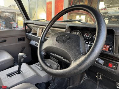 1996 LAND Rover DEFENDER photo 9