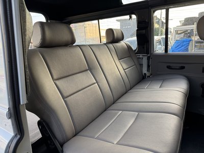 1996 LAND Rover DEFENDER photo 16