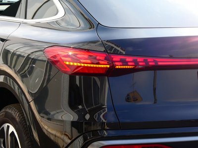 2025 AUDI Q5 SPORTBACK thumbnail 59