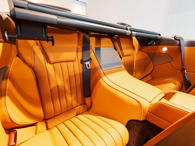 2016 Aston Martin DB9 VOLANTE 照片 25