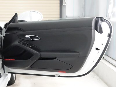 2018 Porsche 718 photo 7