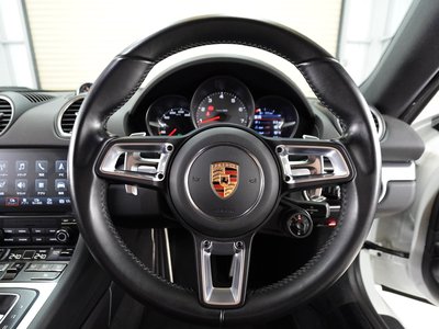 2018 Porsche 718 thumbnail 51