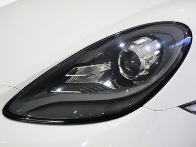 2018 Porsche 718 thumbnail 71