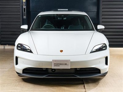 2024 Porsche TAYCAN photo 4
