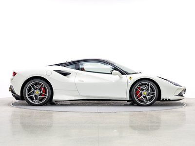 2020 Ferrari F8 TRIBUTO — миниатюра 31