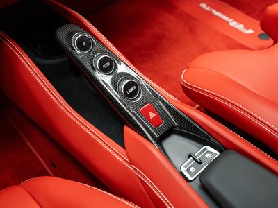 2020 Ferrari F8 TRIBUTO — миниатюра 19