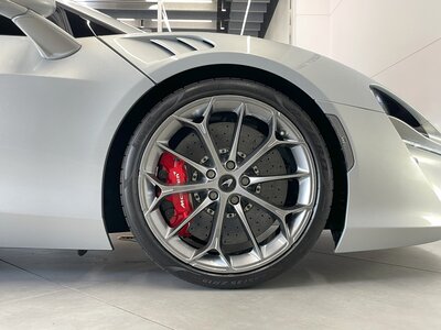 2025 Mclaren ARTURA — фото 24