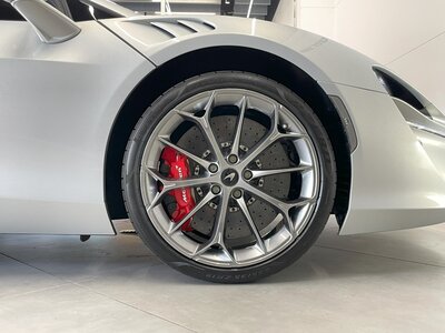 2025 Mclaren ARTURA — фото 25