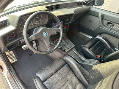 صورة 24 لـ 1987 BMW 6 SERIES