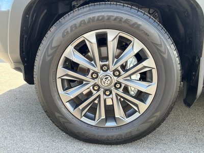 صورة 11 لـ 2024 Toyota LAND CRUISER 250