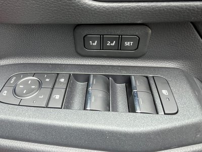 صورة 21 لـ 2024 Toyota LAND CRUISER 250