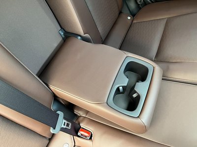 صورة 44 لـ 2024 Toyota LAND CRUISER 250