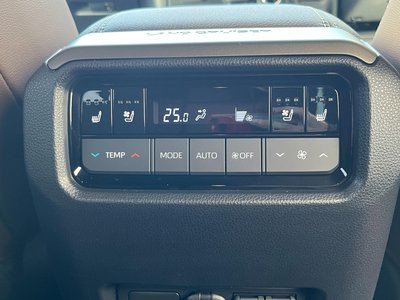 صورة 35 لـ 2024 Toyota LAND CRUISER 250
