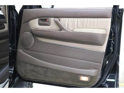 صورة 16 لـ 1996 Toyota LAND CRUISER 80