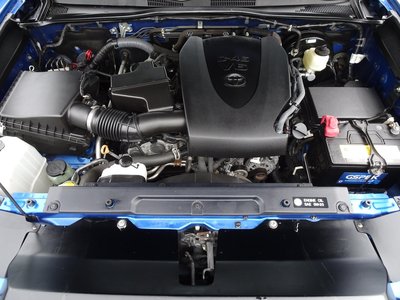 صورة 16 لـ 2018 Toyota TACOMA