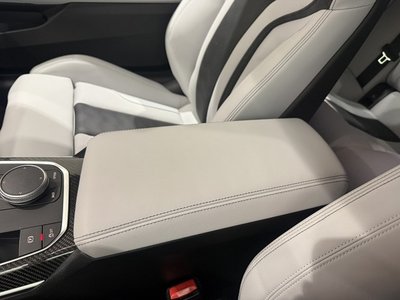 2021 BMW M4 COUPE thumbnail 38