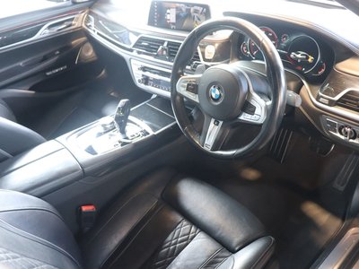 2017 BMW 7 SERIES — фото 14