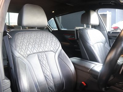 2017 BMW 7 SERIES — фото 15