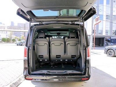 2025 Mercedes-BENZ V-CLASS photo 13