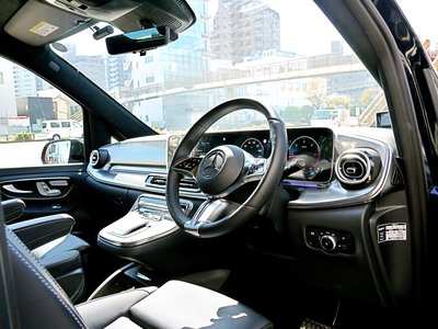 2025 Mercedes-BENZ V-CLASS photo 7