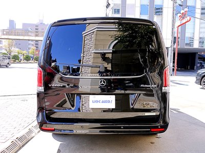 2025 Mercedes-BENZ V-CLASS photo 5