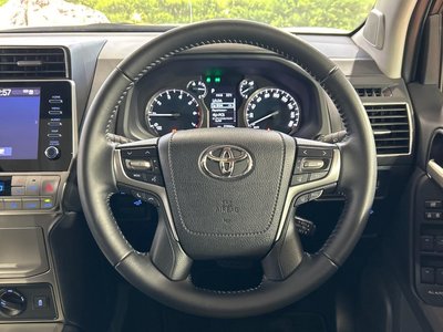 2023 Toyota LAND CRUISER PRADO 照片 13