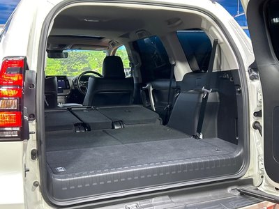 2023 Toyota LAND CRUISER PRADO 照片 12
