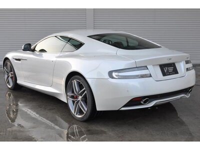 صورة 9 لـ 2013 Aston Martin VIRAGE