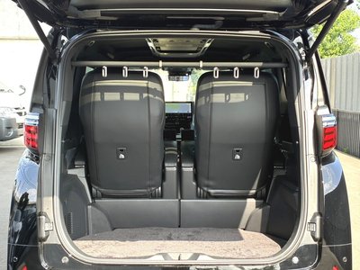 2026 Toyota ALPHARD — фото 48