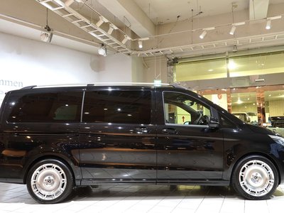 2022 Mercedes-BENZ V-CLASS photo 6