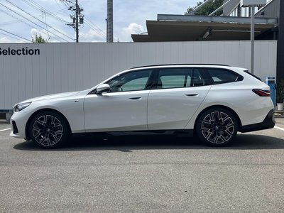 2025 BMW 5 SERIES TOURING 照片 8