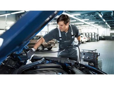 2025 BMW 5 SERIES TOURING 照片 4