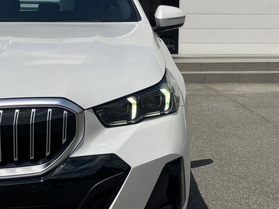 2025 BMW 5 SERIES TOURING 照片 14