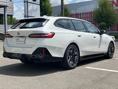 2025 BMW 5 SERIES TOURING 照片 11