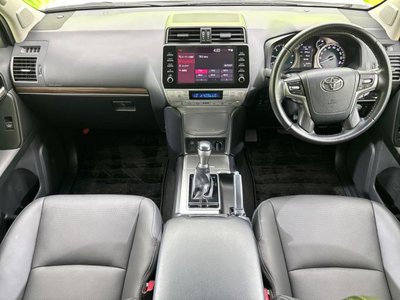 2021 Toyota LAND CRUISER PRADO 照片 4