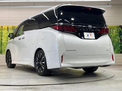صورة 17 لـ 2023 Toyota ALPHARD