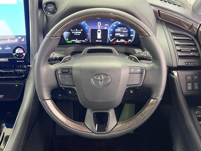 صورة 12 لـ 2023 Toyota ALPHARD