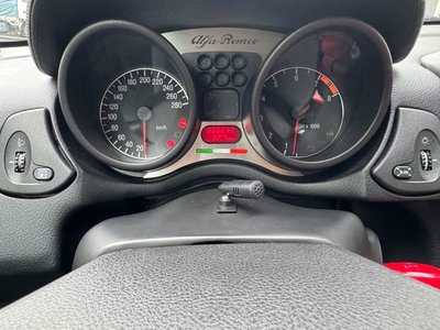 صورة 26 لـ 2003 ALFA Romeo ALPHA GTV
