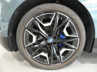 2022 BMW IX 照片 20