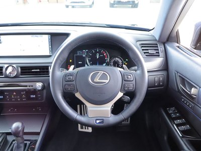 2019 Lexus GS F photo 11