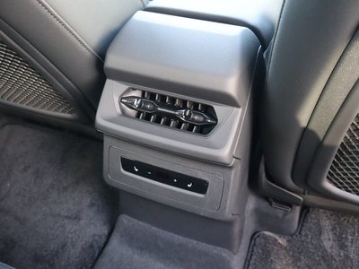 صورة مصغرة 27 لـ 2025 AUDI Q6 E-TRON