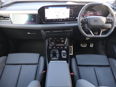 صورة مصغرة 6 لـ 2025 AUDI Q6 E-TRON