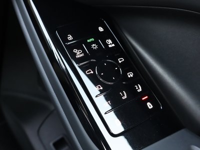 صورة مصغرة 24 لـ 2025 AUDI Q6 E-TRON