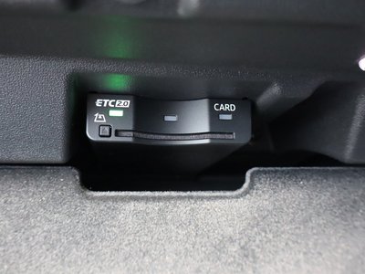 صورة مصغرة 46 لـ 2025 AUDI Q6 E-TRON