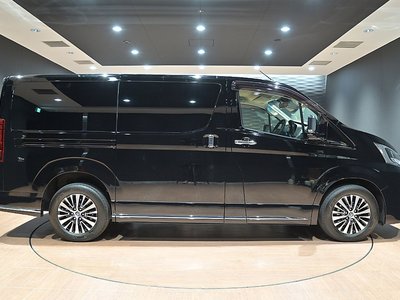 صورة 10 لـ 2020 Toyota GRAND ACE