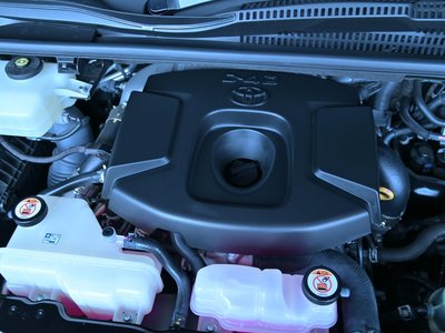 صورة 61 لـ 2020 Toyota GRAND ACE