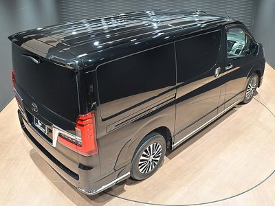 صورة 9 لـ 2020 Toyota GRAND ACE