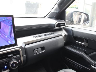 صورة 38 لـ 2026 Toyota TACOMA